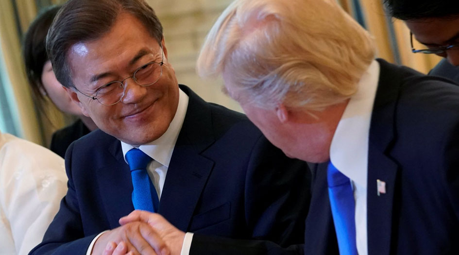 ترامب يكشف سبب وقف المناورات مع كوريا الجنوبية