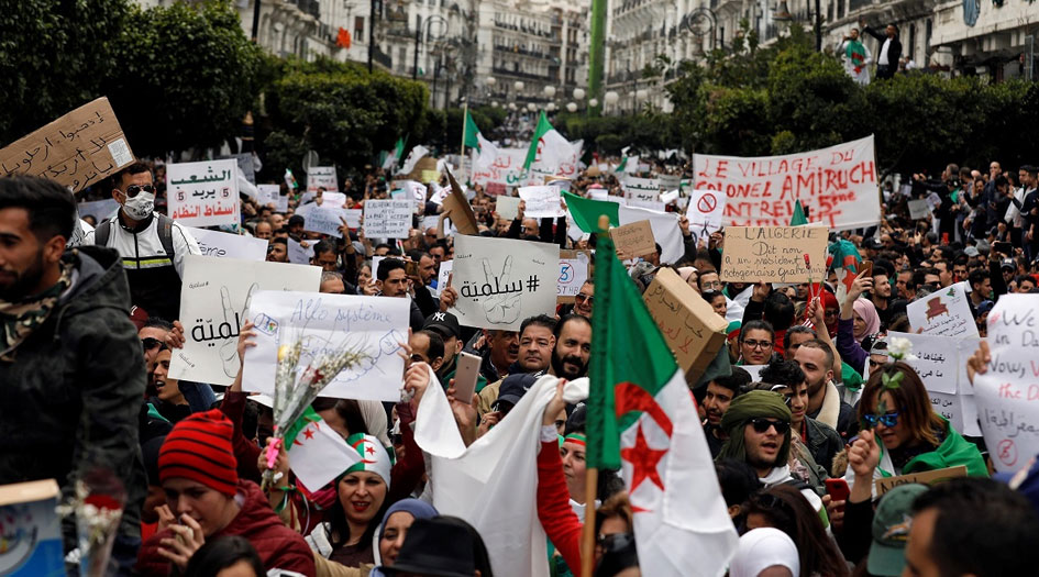 عودة بوتفليقة وتداعيات جديدة في الاحتجاجات الجزائرية