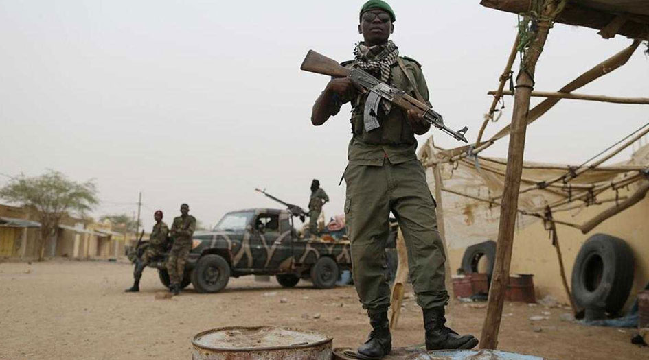 مقتل 6 جنود من الجيش المالي بانفجار وسط البلاد