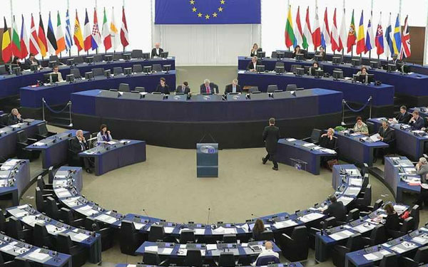 البرلمان الأوروبي يتجه نحو تعليق مفاوضات انضمام تركيا للاتحاد