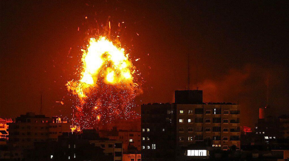 العدوان الصهيوني يقصف غزة 