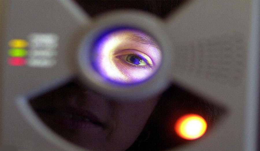 اختبار العين يكشف عن الإصابة بمرض عقلي غير قابل للعلاج