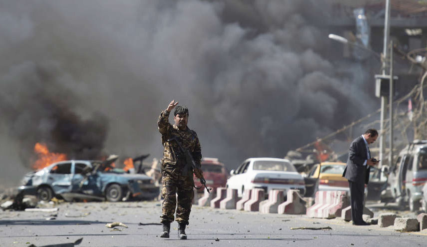 مقتل 7 أشخاص بانفجارين استهدفا مسؤولين أفغان في هلمند 