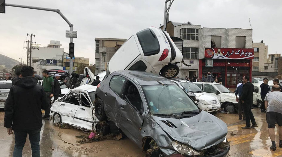 مسؤول ايراني يعلن ارتفاع ضحايا السيول الى 62 شخصاً