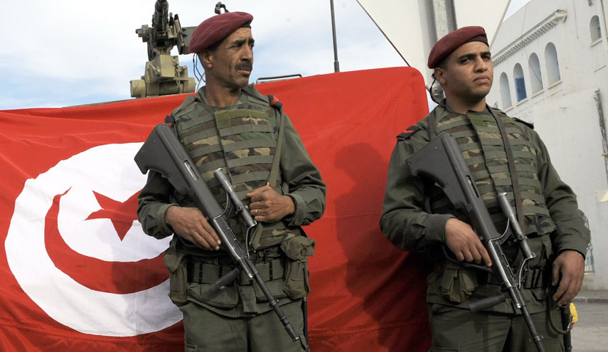 تونس تدعو عسكرييها إلى الحذر بسبب الوضع الأمني في ليبيا
