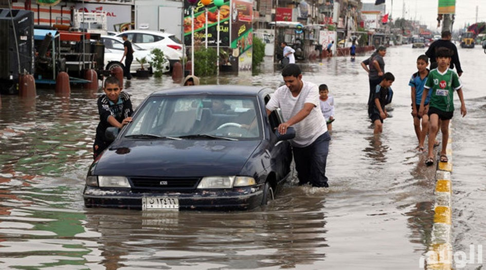 السيول تهدد 400 الف شخص بمحافظة خوزستان