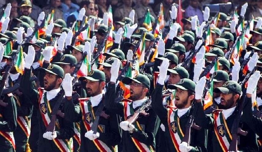 إيران تضع القوات العسكرية الأمريكية بالمنطقة على لائحة الإرهاب