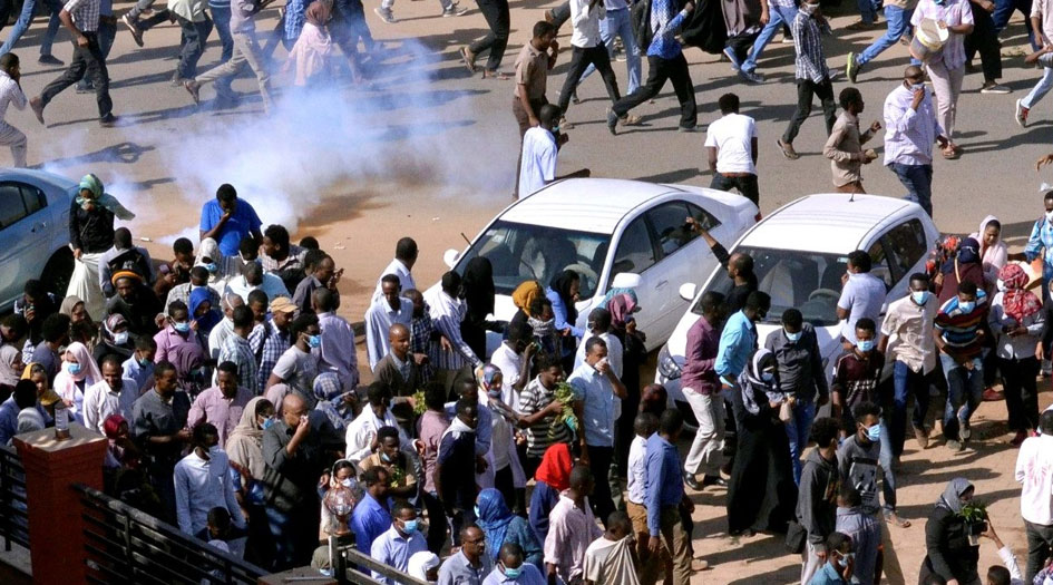 استمرار التظاهرات في السودان ومقتل 7 اشخاص