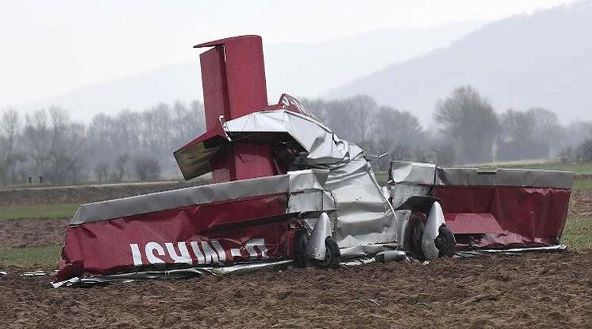 مقتل شخص بسقوط طائرة خفيفة في بريطانيا