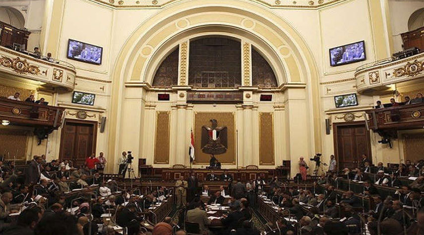 مجلس النواب المصري يوافق على استحداث منصب نائب الرئيس