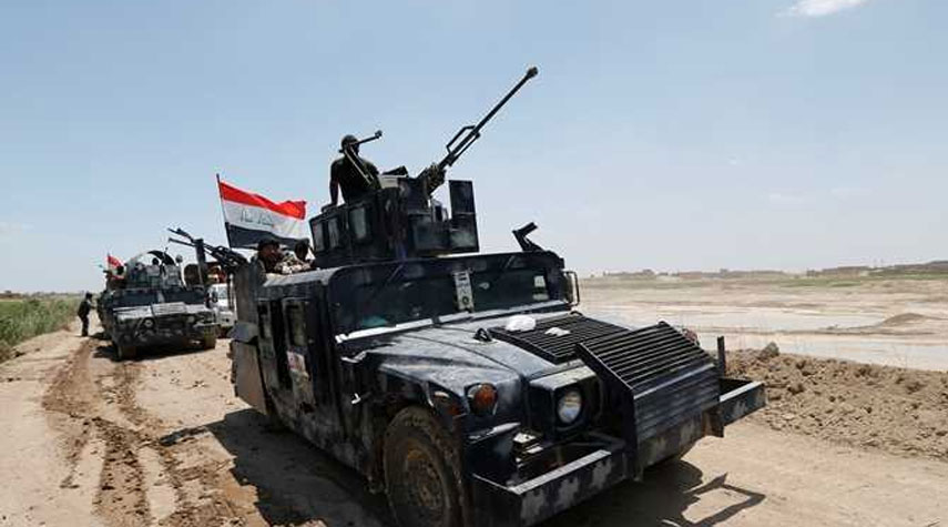 إصابة 13 عنصراً من الجيش العراقي أثناء تفكيك عبوات جنوبي الفلوجة