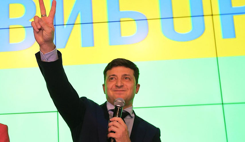 زيلينسكي يحقق نتيجة كبيرة في الانتخابات الرئاسية الاوكرانية
