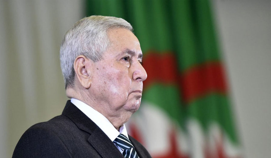 الرئيس المؤقت للجزائر يجري تغييرات في إدارة المحافظات