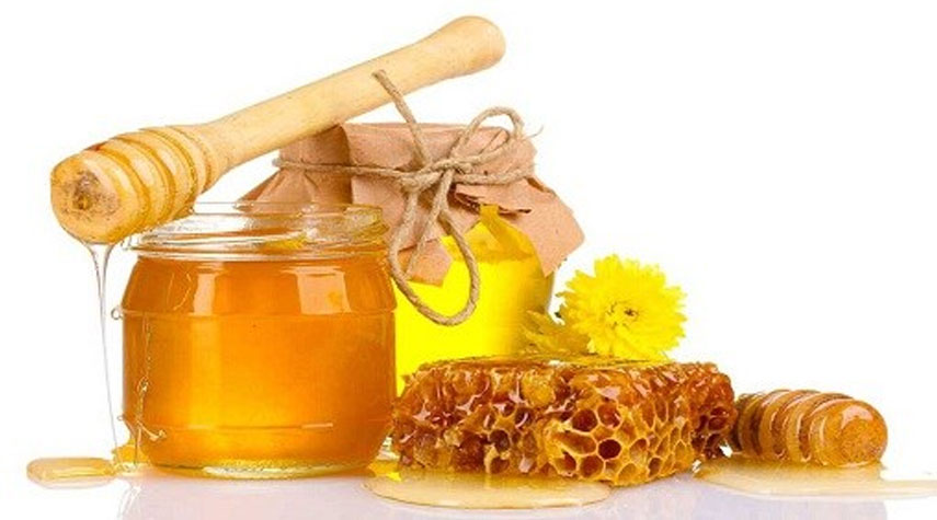 خبراء يحددون «المقدار المناسب» من عسل النحل يوميًّا