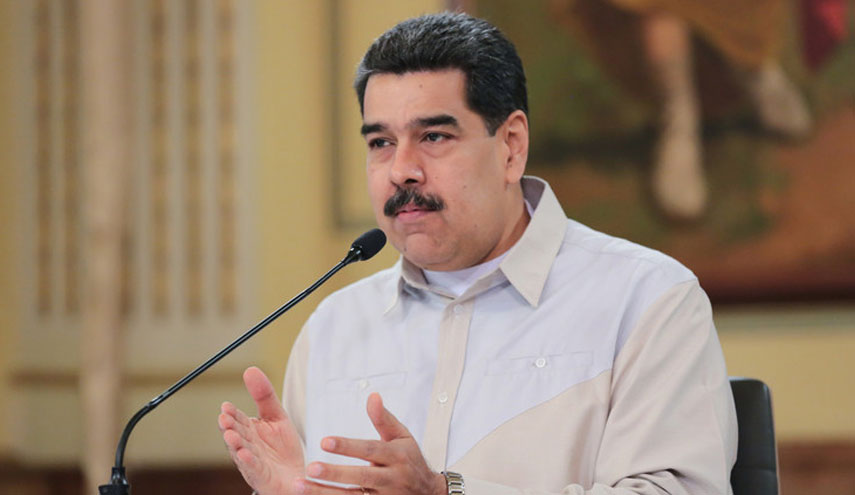 مادورو: قادة الجيش أكدوا ولاءهم للوطن والدستور 