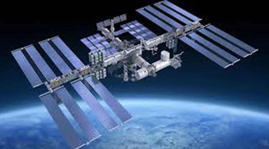 طاقم المحطة الفضائية الدولية يواجه مشاكل في شحن الكهرباء