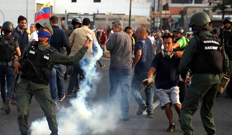 موسكو تدعو للابتعاد عن أعمال العنف في فنزويلا