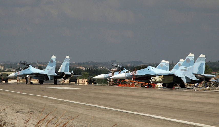 الدفاع الروسية تتصدى لهجمات بقذائف صاروخية على قاعدة حميميم 