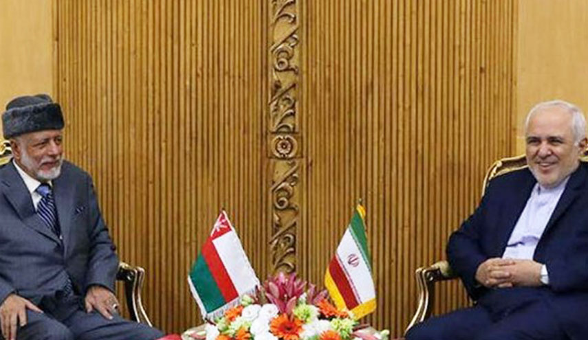 وزير خارجية عمان يصل الى ايران 