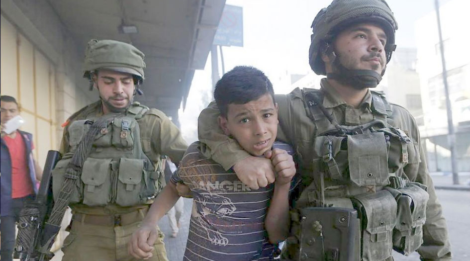 الاحتلال يحتجز 4 أطفال فلسطينيين