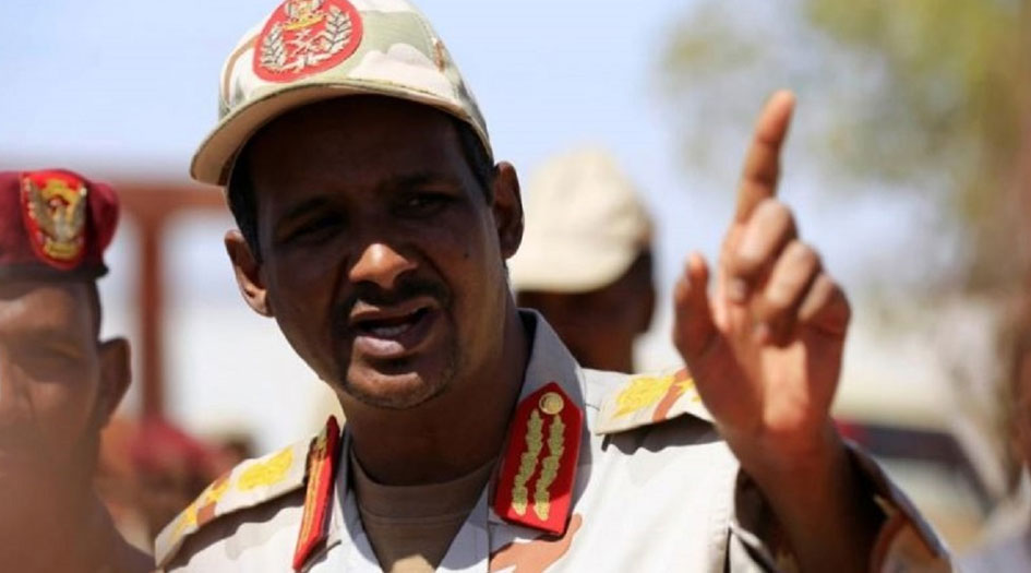 قائد عسكري سوداني يحذر من مؤامرات الاعداء