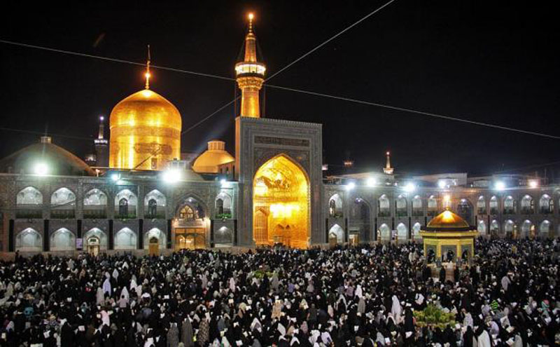 بالصور ...إحياء ليلة الـ23 من شهر رمضان المبارك في المدن الإيرانية