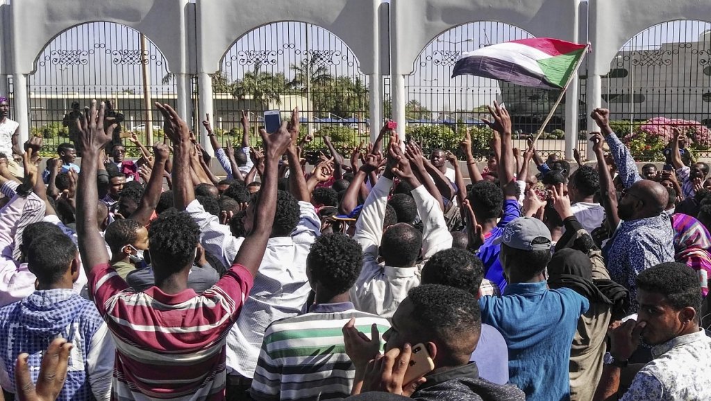 السودان..نداء عاجل من المعارضة بعد تهديدات المجلس العسكري