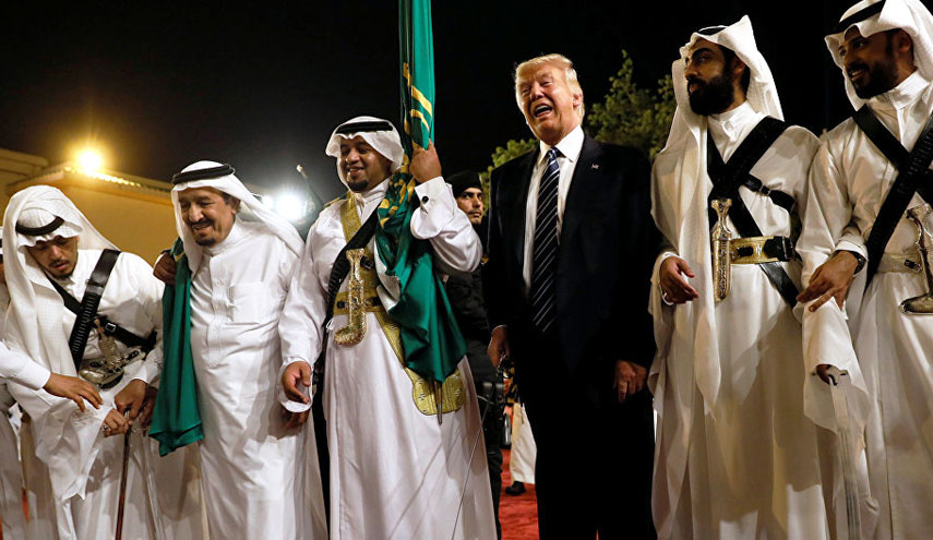 صحيفة التايمز: ترامب باع سر تكنولوجيا نووية للسعودية 