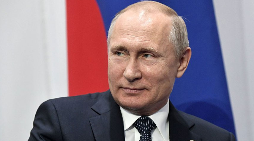 بوتين يؤكد تراجع الثقة بالدولار