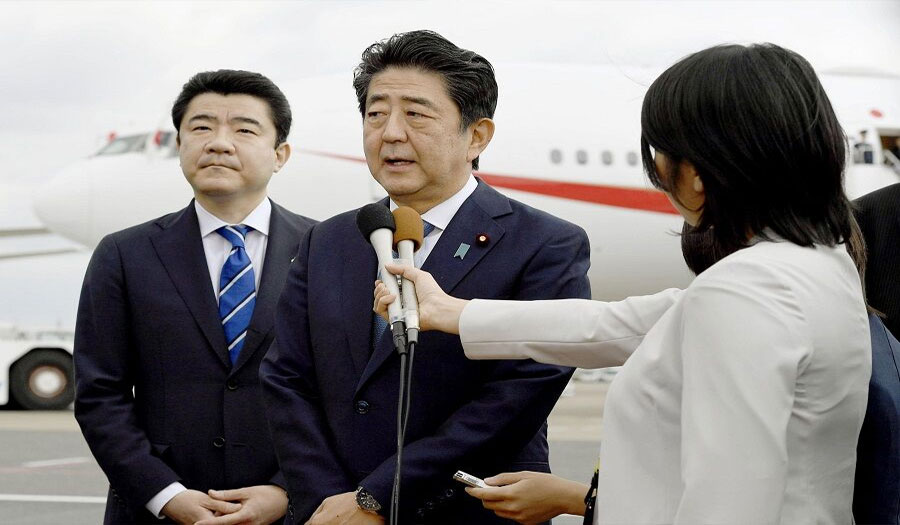 آبي مغادرا طوكيو: اليابان تدعم حل التوتر في المنطقة