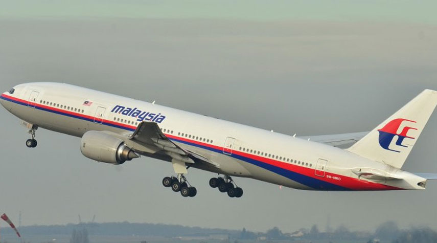 خبير يكشف احتمالا جديدا لاختفاء الطائرة الماليزية المنكوبة