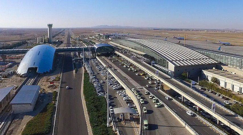 تسيير أول رحلة جوية الى "دبي" عبر صالة ركاب جديدة بمطار الإمام الخميني الدولي