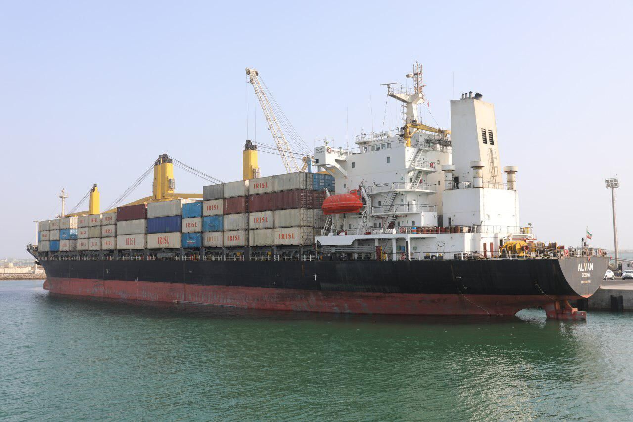 افغانستان تصدّر منتجاتها عبر ميناء جابهار الايراني