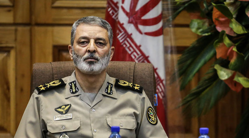 الجيش الايراني: معلوماتنا الاستخباراتية لا تشير لحرب إلا أننا على أتم الاستعداد