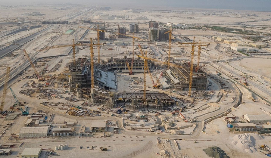 تقرير يكشف "تجاوزات" قطر ضد عمال كأس العالم