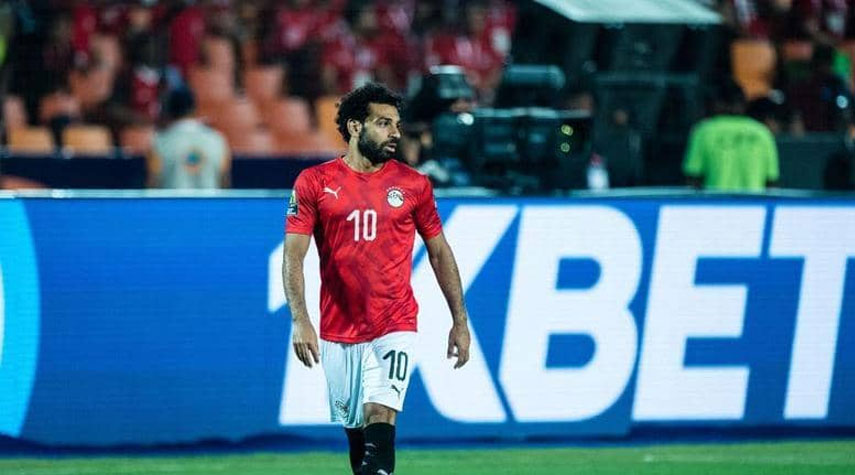 "نزلة برد" تبعد محمد صلاح عن تدريبات "الفراعنة"