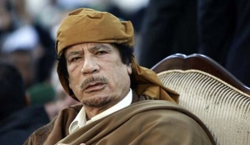 بريطانيا تقترح التصرف بأموال القذافي المجمدة