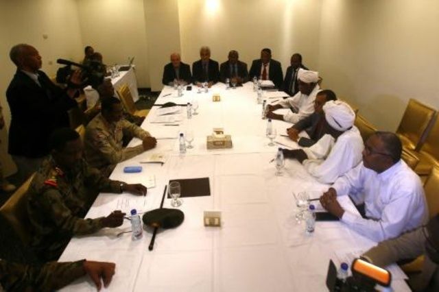 أطراف محلية ودولية ترحب بإتفاق تقاسم السلطة في السودان