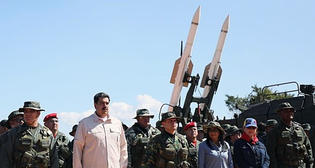 فنزويلا تجري مناورات عسكرية في 24 تموز