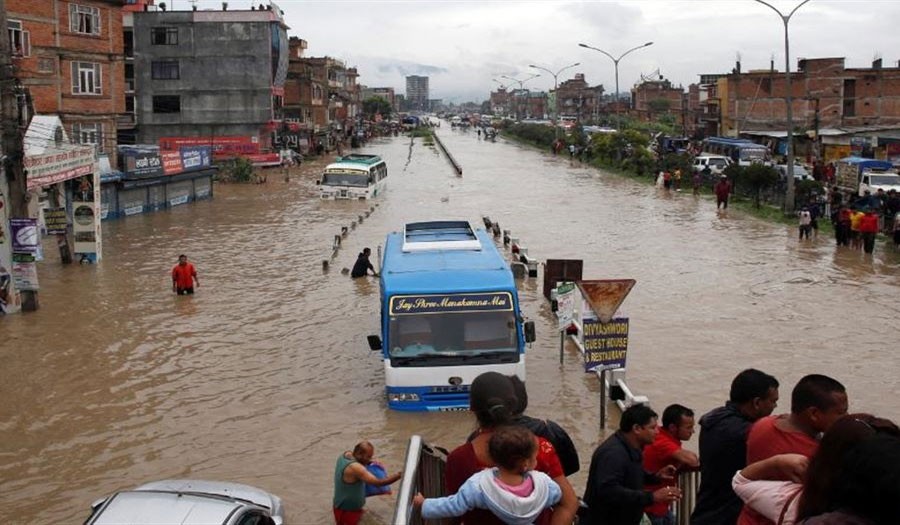 أمطار غزيرة تودي بعشرات الضحايا في نيبال والهند