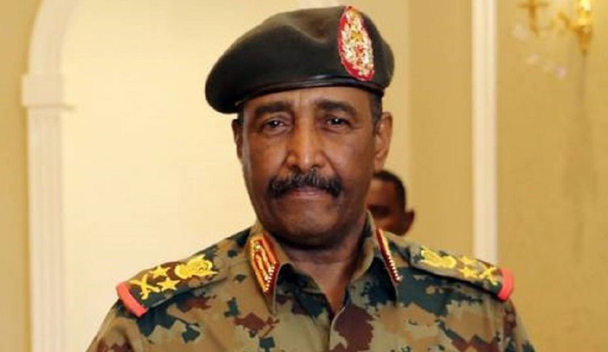رئيس المجلس العسكري السوداني: لن نسلم البشير لـلجنائية الدولية 