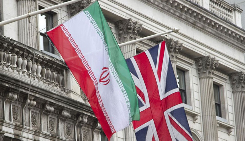 طهران تطالب لندن باتباع القوانين الدولية للملاحة البحرية 