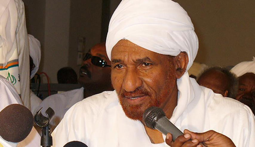 الصادق المهدي: أحزاب متطرفة تراهن على الفوضى في السودان 