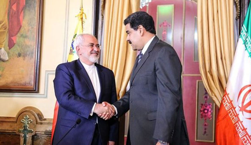ظريف ومادورو يبحثان توطيد العلاقات بين ايران وفنزويلا 
