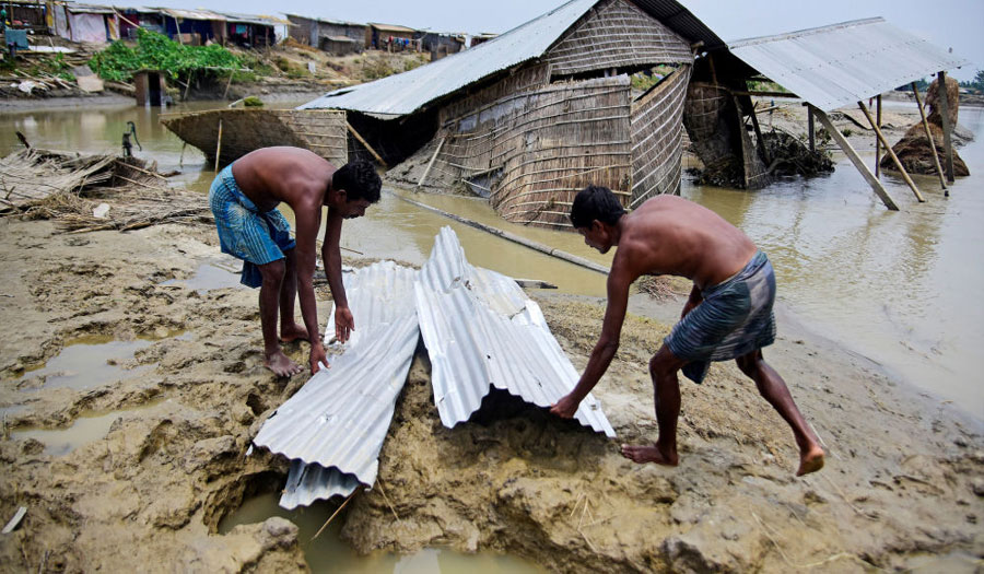ضحايا السيول بالهند ونيبال وبنجلادش يتجاوز 300 قتيلا