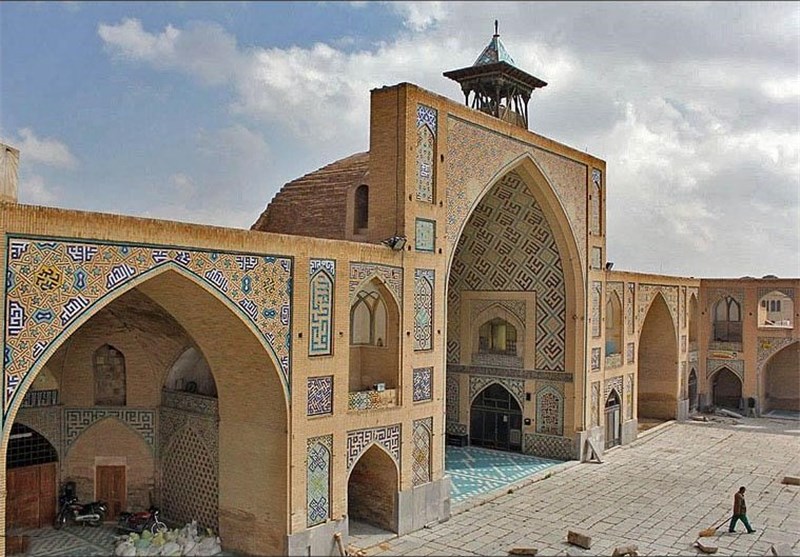 بالصور .. مسجد حكيم في اصفهان