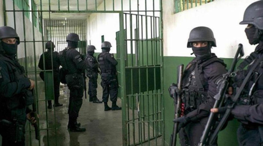 عشرات القتلى في حرب العصابات داخل السجون البرازيلية