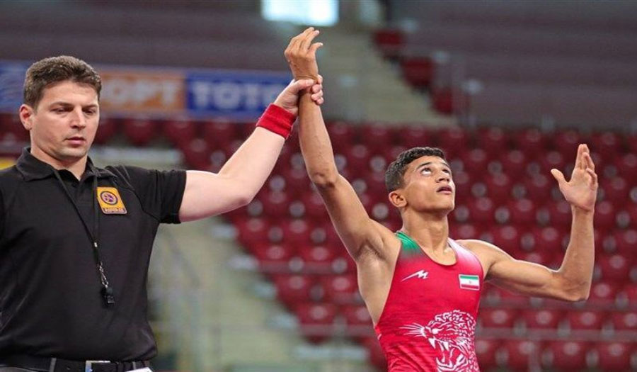 إيران تحصد ذهبيتين في بطولة العالم للمصارعة الرومانية للناشئين