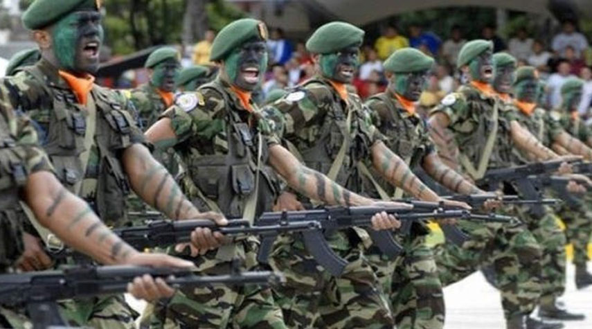 تدريبات عسكرية فنزويلية على الحدود مع كولومبيا