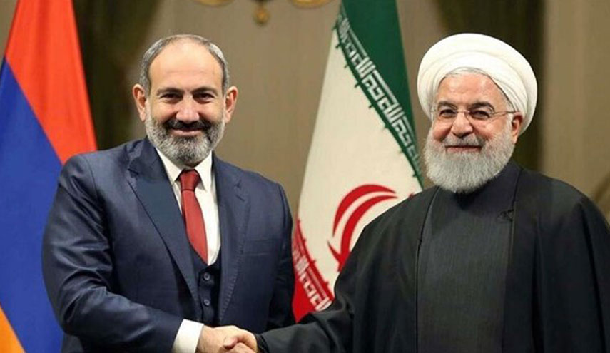رئيس وزراء ارمينيا يدعو روحاني للمشاركة في اجتماع الاتحاد الاوراسي 